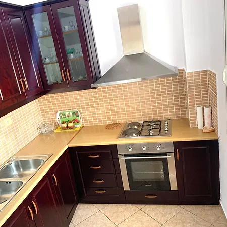 Marealuna - Sarandë